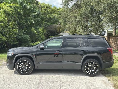 Used 2021 GMC Acadia SLT w/ Elevation Edition FWD image 2