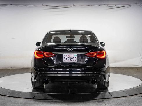 Used 2018 INFINITI Q50 Red Sport 400 w/ Sensory Package (Sport) RWD image 3