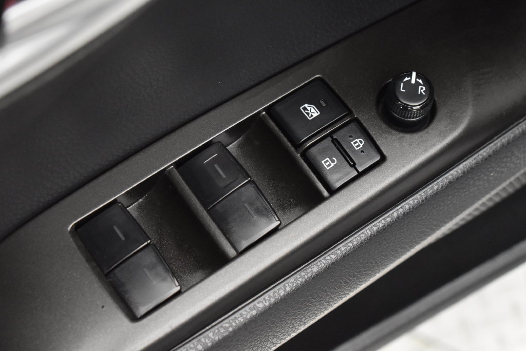 Certified 2023 Toyota Camry SE FWD image 10