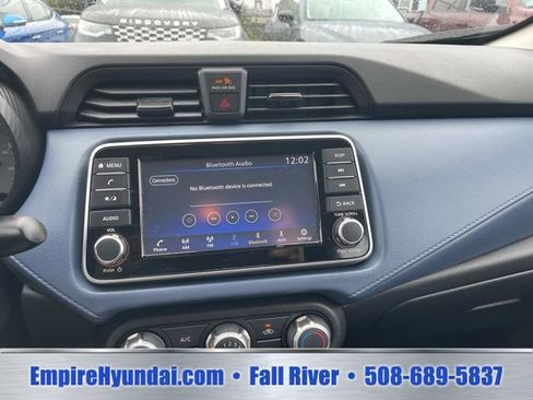 Used 2025 Nissan Versa SV w/ Trunk Package FWD image 19