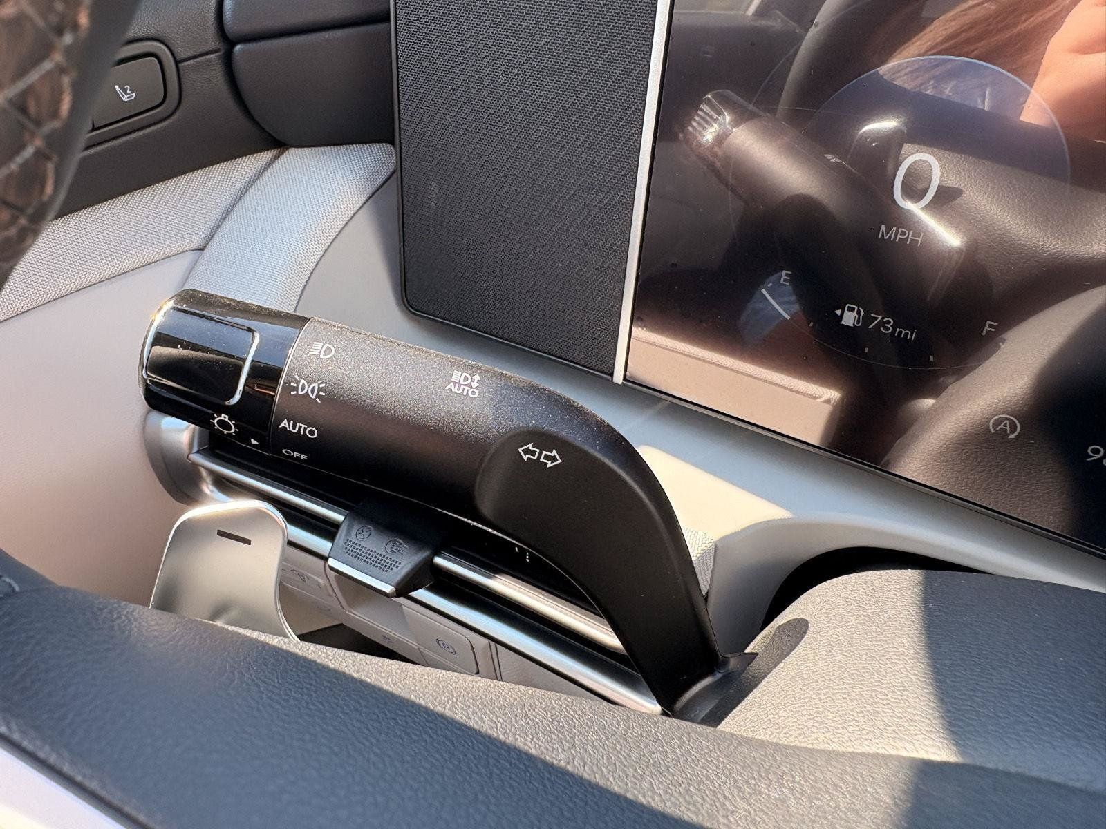 New 2026 Hyundai Tucson Limited FWD image 25
