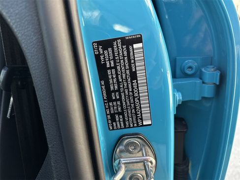 Used 2023 Porsche Macan Turbo image 61