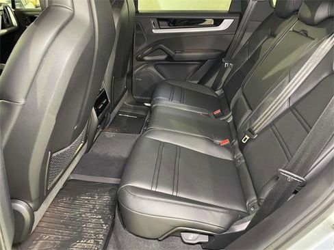 New 2026 Porsche Cayenne S image 19