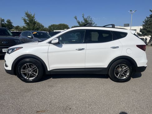 Used 2017 Hyundai Santa Fe Sport w/ 2.4L Tech Package 04 FWD image 7