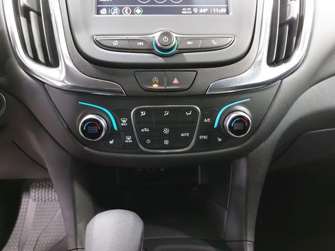 Used 2023 Chevrolet Equinox LT image 21