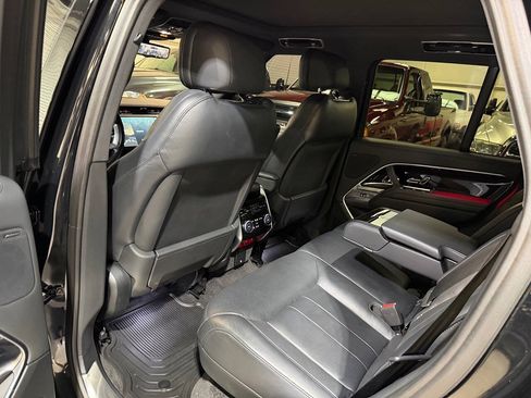 Used 2023 Land Rover Range Rover SE AWD/4WD image 47