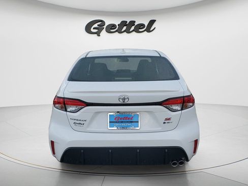 Certified 2026 Toyota Corolla SE FWD image 2