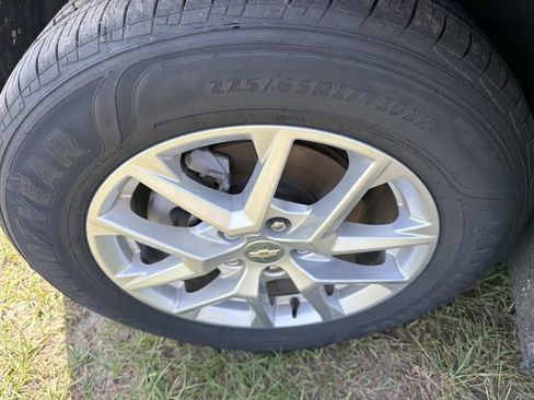 Used 2024 Chevrolet Equinox LT AWD/4WD image 32