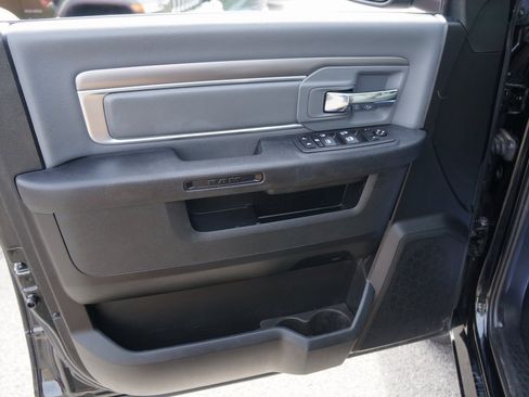 Used 2023 RAM 1500 Classic SLT image 15