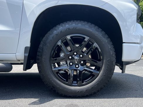 Used 2026 Chevrolet Silverado 1500 Custom w/ Turbomax Blackout Package AWD/4WD image 43