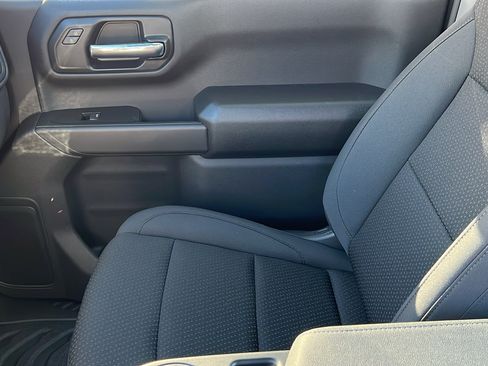 New 2026 Chevrolet Silverado 1500 W/T AWD/4WD image 16
