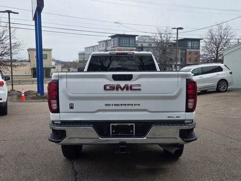 Used 2022 GMC Sierra 2500 SLE w/ X31 Off-Road Package AWD/4WD image 5