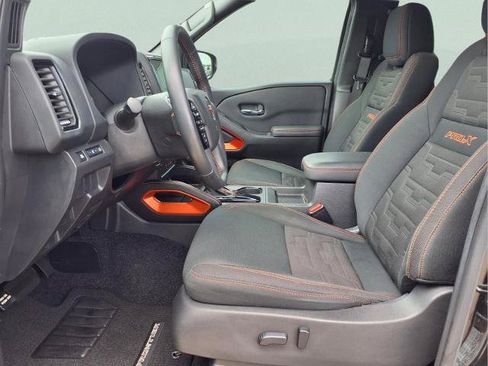 Certified 2022 Nissan Frontier Pro-X w/ Technology Package RWD image 11