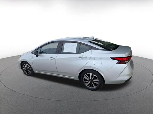 Used 2025 Nissan Versa SV FWD image 10