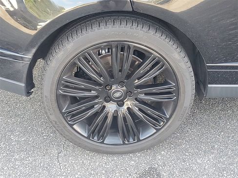 Used 2022 Land Rover Range Rover Westminster Edition image 5