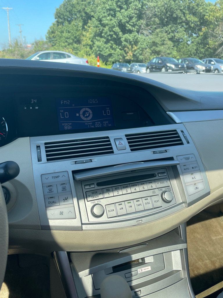 Used 2006 Toyota Avalon XL FWD image 13