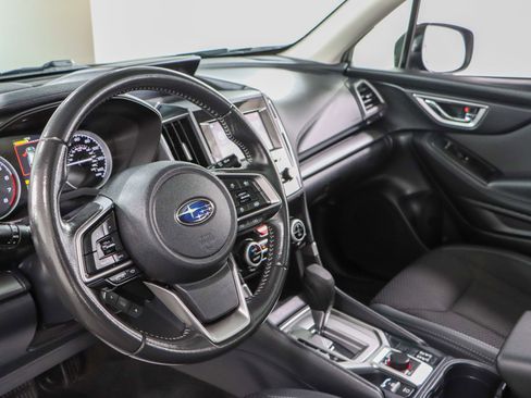 Used 2023 Subaru Forester Premium image 23