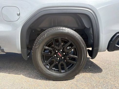 Certified 2024 GMC Sierra 1500 Elevation AWD/4WD image 10