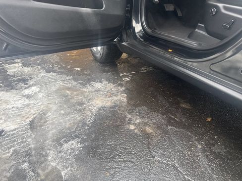 Used 2012 Jeep Grand Cherokee Limited w/ Trailer Tow Group image 7