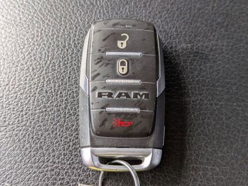 Used 2019 RAM 1500 Big Horn AWD/4WD image 27