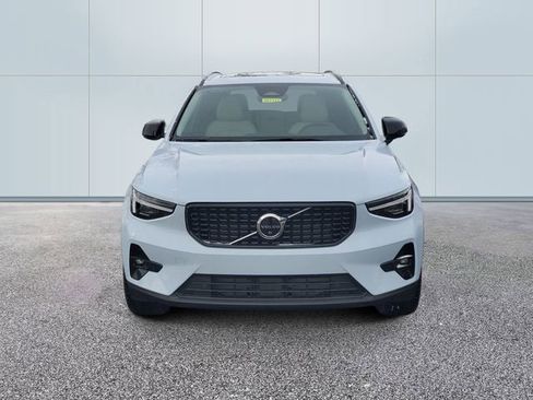 New 2026 Volvo XC40 B5 Plus w/ Protection Package Premier AWD/4WD image 2
