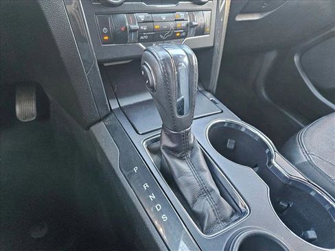 Used 2018 Ford Explorer XLT w/ Equipment Group 202A FWD image 13