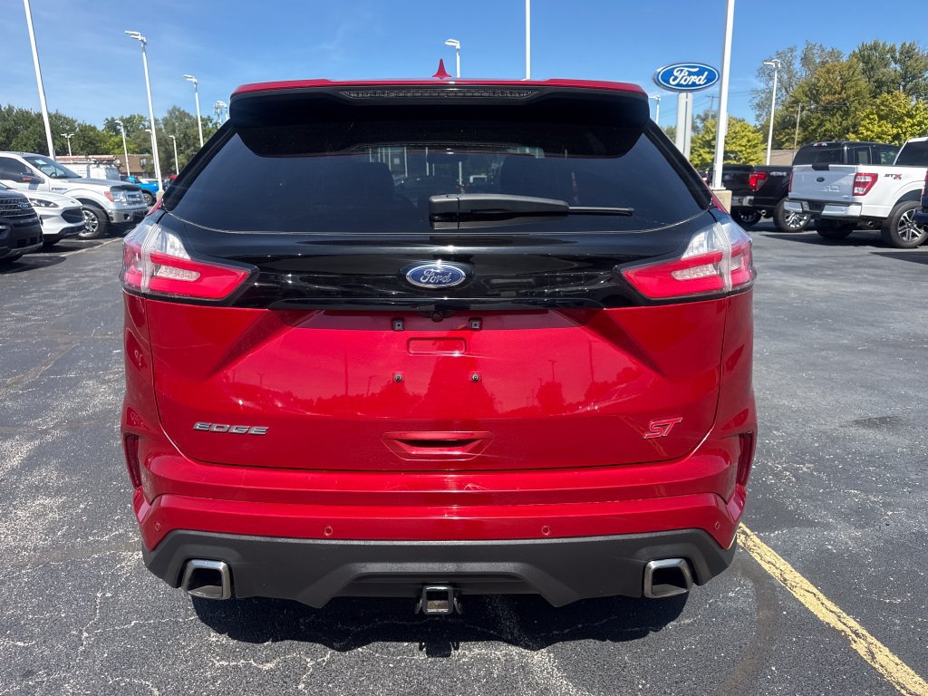 Used 2020 Ford Edge ST w/ Cold Weather Package AWD/4WD image 9
