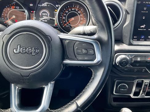 Used 2021 Jeep Wrangler Unlimited Sahara AWD/4WD image 25