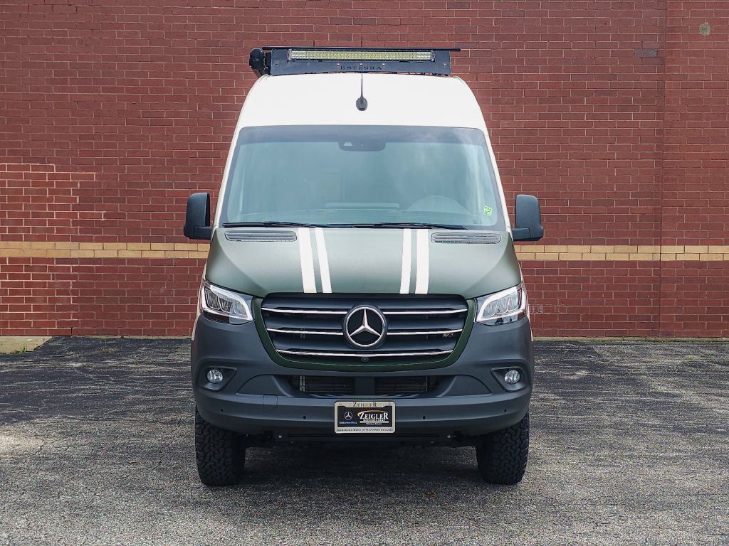 Used 2023 Mercedes-Benz Sprinter 2500 image 2