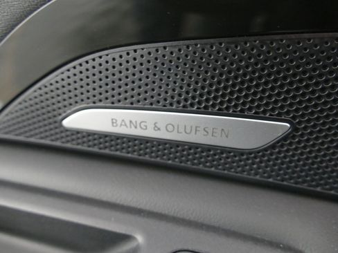 New 2025 Audi Q5 Premium Plus image 12