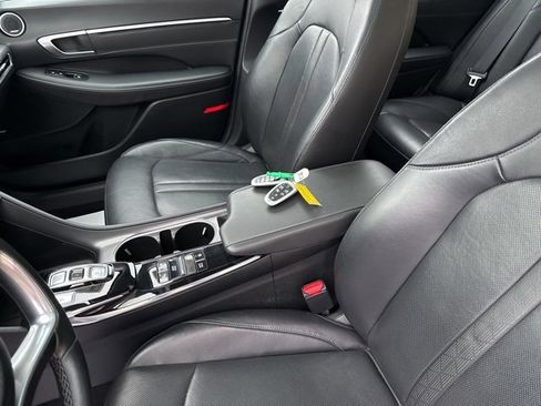 Used 2022 Hyundai Sonata Limited image 31