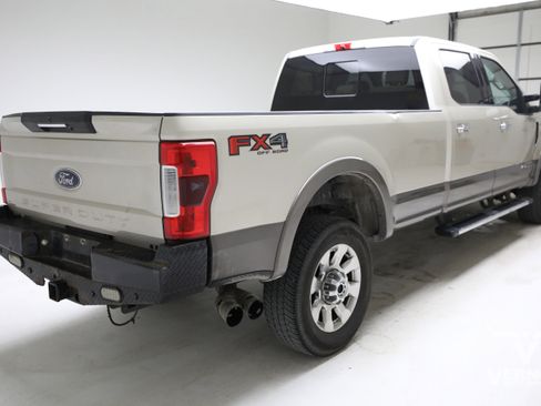 Used 2018 Ford F350 Lariat w/ Lariat Ultimate Package image 4