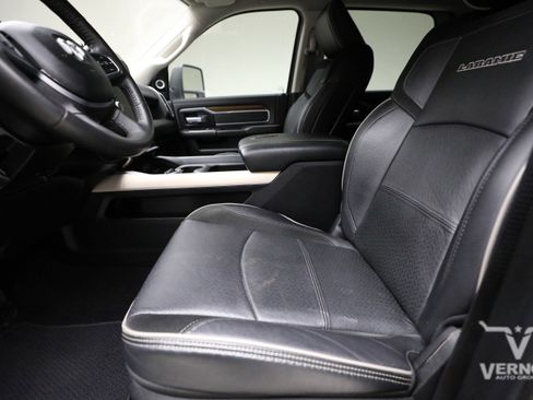 Used 2024 RAM 3500 Laramie AWD/4WD image 10