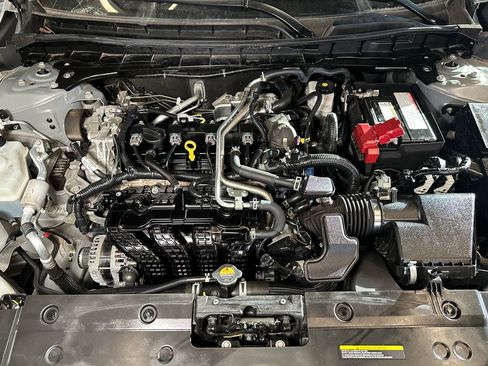 Used 2022 Nissan Altima 2.5 SV FWD image 23