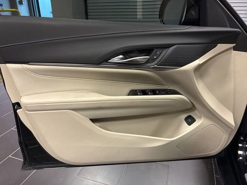 Certified 2025 Cadillac CT4 Luxury RWD image 10