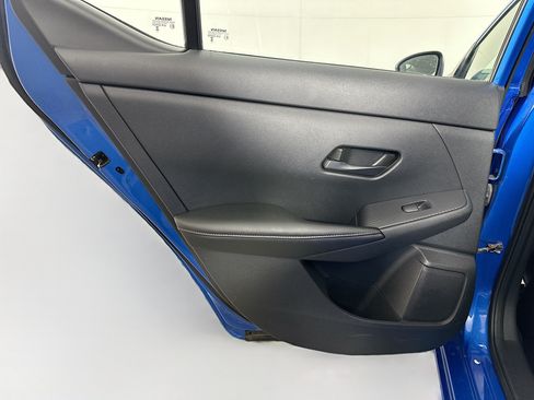 Used 2024 Nissan Sentra SV FWD image 25