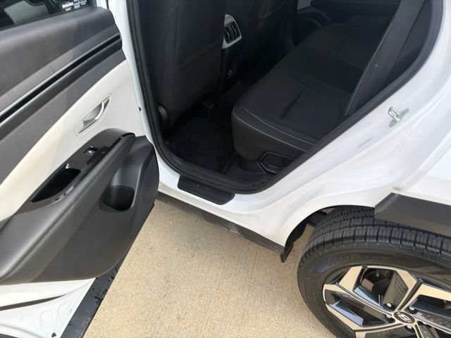 Used 2022 Hyundai Tucson SEL AWD/4WD image 16