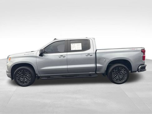 Used 2023 Chevrolet Silverado 1500 RST AWD/4WD image 3