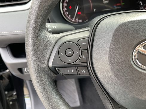 Certified 2025 Toyota RAV4 XLE AWD/4WD image 19