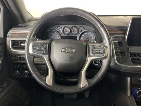 Used 2021 Chevrolet Tahoe Z71 w/ Luxury Package AWD/4WD image 31