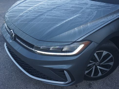 Used 2025 Volkswagen Jetta S image 13