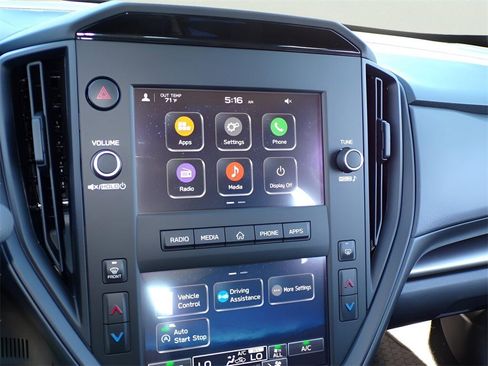 Certified 2025 Subaru Impreza 2.0i image 20