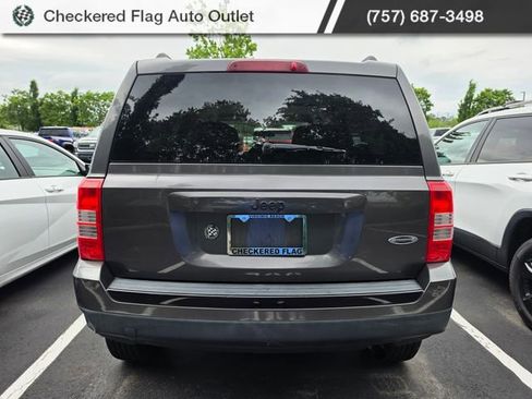 Used 2015 Jeep Patriot Sport w/ Power Value Group FWD image 5