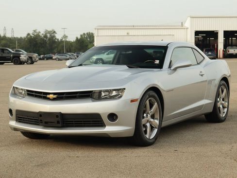 Used 2014 Chevrolet Camaro LT RWD image 3