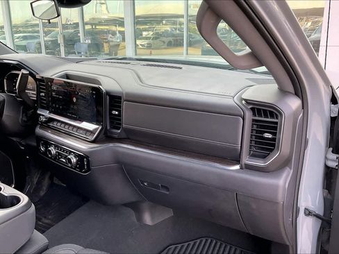Certified 2024 GMC Sierra 1500 Elevation AWD/4WD image 16