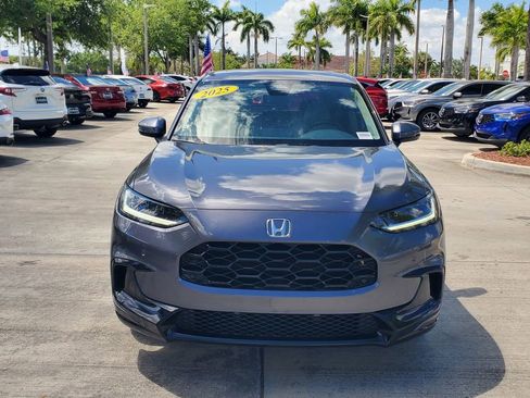 Used 2025 Honda HR-V EX-L image 2