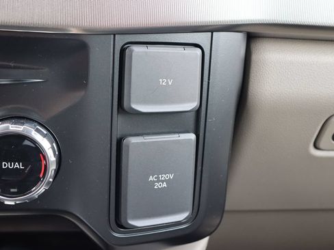 New 2026 Ford F350 Platinum w/ Platinum Plus Package AWD/4WD image 38