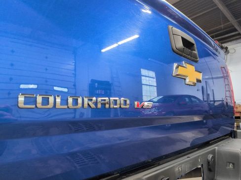 Used 2018 Chevrolet Colorado Z71 AWD/4WD image 21