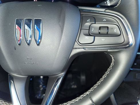 Used 2025 Buick Encore GX Preferred image 24