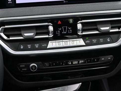 Certified 2024 BMW X3 sDrive30i w/ Premium Package image 19